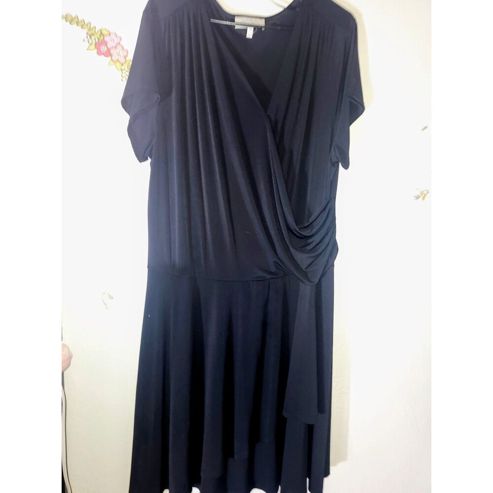 Sophisticates Black Short Sleeve Draped Wrap Look Midi Dress 2X